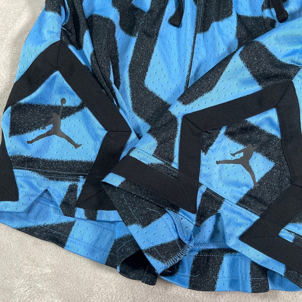 Jordan Basketball Shorts Youth Size Medium Blue Black Dri-FIT Graphic Mesh Gym - Picture 3 of 9